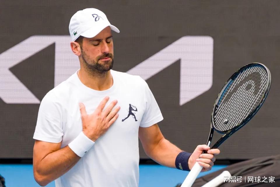 九游体育app登录-德约科维奇仅训练12分钟便显露痛苦状态,澳网前景引发担忧