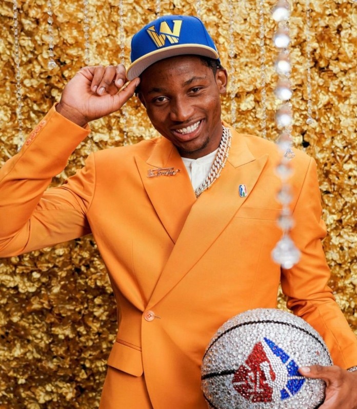 九游体育app登录-键盘侠|赶紧用库明加换德罗赞和拉文！勇士就该让追梦打替补